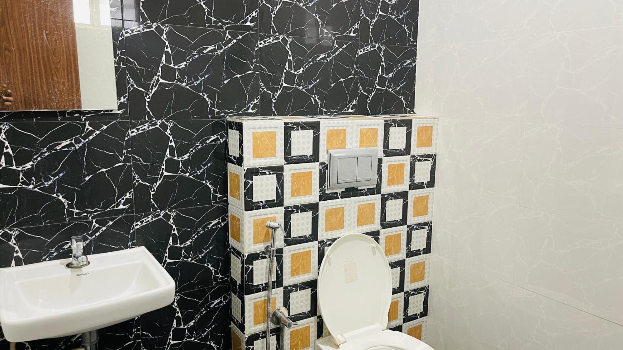 Rajamandiram 3Bhk Ac Apartment In Trivandrum Central Thiruvananthapuram Luaran gambar